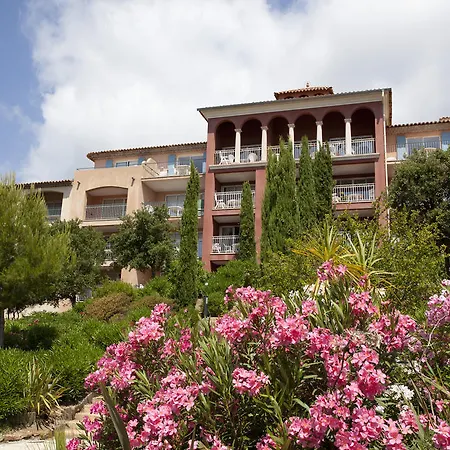 Appart hôtel Résidence Pierre&vacances Premium Les Calanques Des Issambres 4*