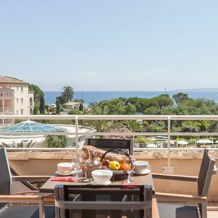 Appart hôtel Résidence Pierre&vacances Premium Les Calanques Des Issambres 4*